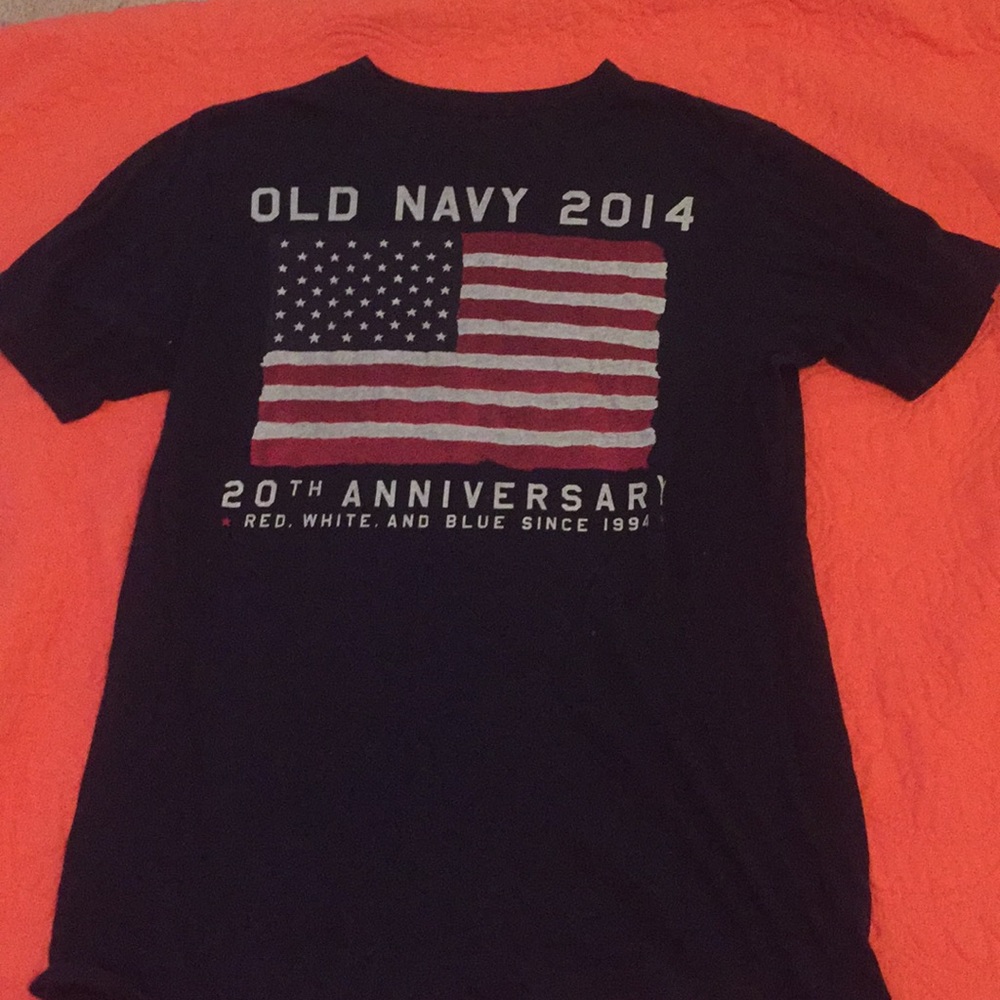 Old Navy 2014 20th anniversary T-shirt